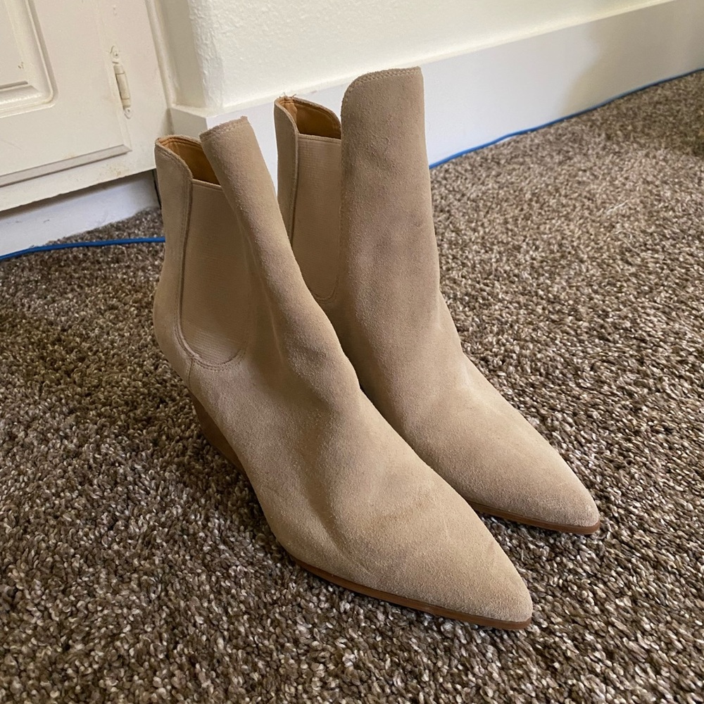 Kendall and Kylie boots